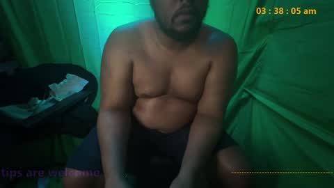 Snapshot of younblaccman6969 chatting on February 5, 9:36 am younblaccman6969 online show from February 5, 9:36 am