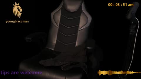 Snapshot of younblaccman6969 chatting on December 27, 6:03 am younblaccman6969 online show from December 27, 6:03 am