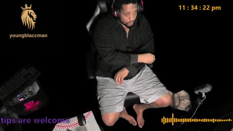 Snapshot of younblaccman6969 chatting on January 7, 5:33 am younblaccman6969 online show from January 7, 5:33 am