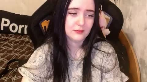 your_8a8y online show from October 21, 1:38 pm