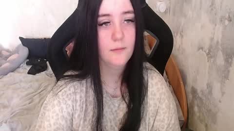 your_8a8y online show from March 26, 8:52 am