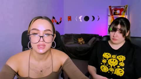 your bunny12 online show from November 3, 9:43 am