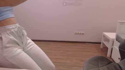 your_dream6996 online show from November 7, 8:55 pm