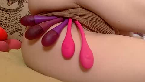 Emily online show from February 19, 12:48 pm