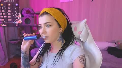Snapshot of your_gabby chatting on March 6, 4:07 pm your gabby online show from March 6, 4:07 pm