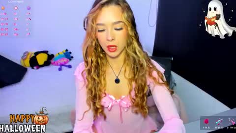 your_little_ online show from October 31, 10:59 am