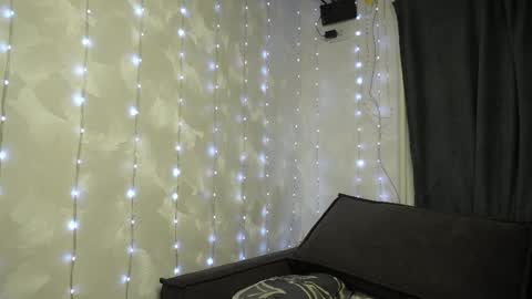 Meri  online show from April 3, 8:16 pm