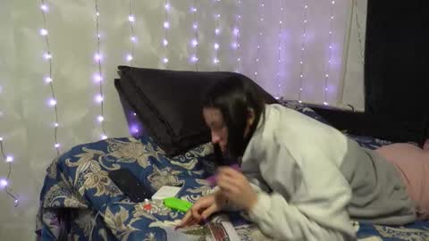 Meri  online show from January 11, 8:26 pm