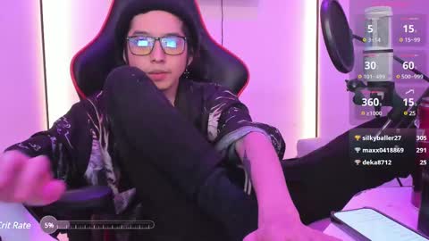 Snapshot of your_little_twink chatting on March 1, 2:26 am Han online show from March 1, 2:26 am