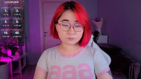 Snapshot of your_peachy_girl chatting on September 22, 6:50 am Lilian online show from September 22, 6:50 am