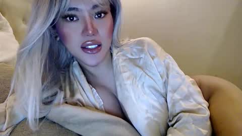 Lena online show from February 2, 3:48 am