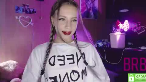 Alice  online show from January 17, 3:45 am