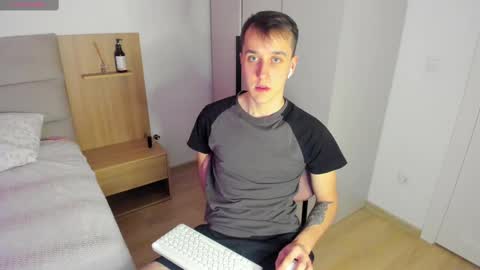 Alex online show from February 27, 8:35 am