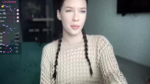 Snapshot of your_sweet_angel_ chatting on February 11, 10:47 am Mia online show from February 11, 10:47 am