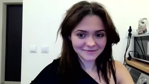 your_valeria online show from December 16, 11:33 am