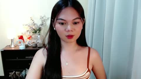 Hi its me Yna online show from March 1, 1:51 pm