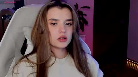 Anikka online show from October 4, 8:39 pm