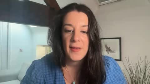 Cassie online show from May 22, 8:43 am