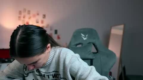 Jessy online show from September 19, 5:44 am
