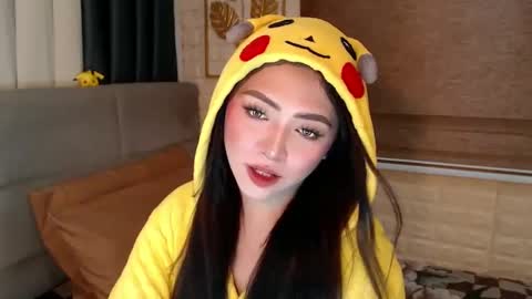 JEN  online show from January 6, 9:19 am