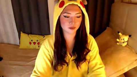 JEN  online show from April 20, 6:55 pm