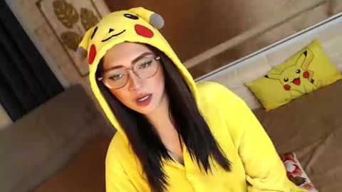 JEN  online show from September 20, 11:57 am