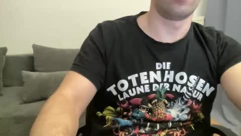 Yourdirtysecret98 online show from October 9, 9:31 pm