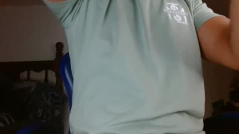 yourfavorite_bigclit online show from March 29, 7:15 pm