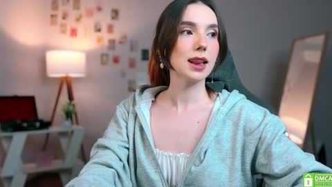 Chloe online show from September 16, 8:56 pm