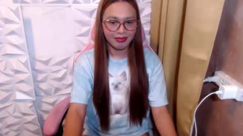 ANASTASIA STEELE online show from October 5, 7:50 am