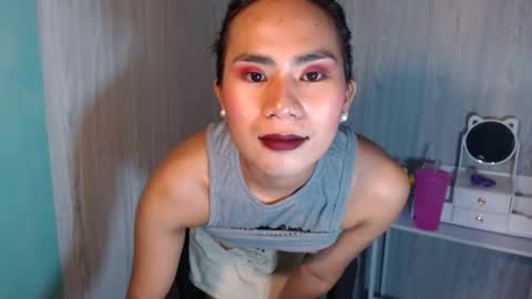 Snapshot of yourhottie_winxxx chatting on March 3, 8:43 pm Mauie online show from March 3, 8:43 pm