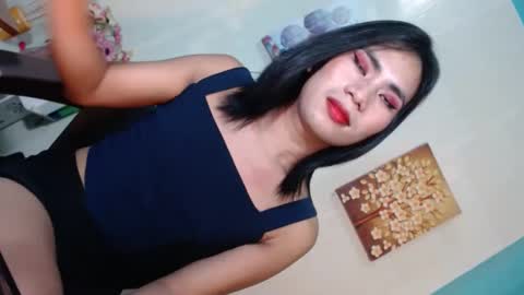 Snapshot of yourhottie_winxxx chatting on February 4, 7:11 pm Mauie online show from February 4, 7:11 pm