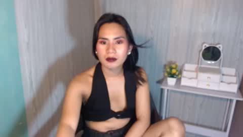Snapshot of yourhottie_winxxx chatting on March 5, 9:59 pm Mauie online show from March 5, 9:59 pm