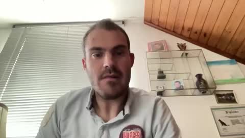 youriad online show from October 18, 11:36 am