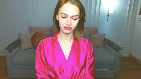Snapshot of yourladysunshine chatting on February 16, 7:48 am Ksyusha online show from February 16, 7:48 am