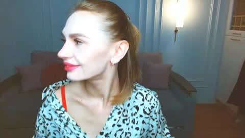 Snapshot of yourladysunshine chatting on March 2, 6:59 am Ksyusha online show from March 2, 6:59 am