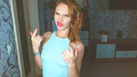 Snapshot of yourladysunshine chatting on September 16, 8:39 am Ksyusha online show from September 16, 8:39 am