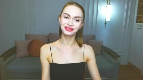 Snapshot of yourladysunshine chatting on February 15, 9:05 am Ksyusha online show from February 15, 9:05 am