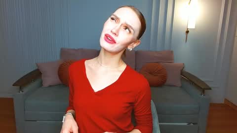 Snapshot of yourladysunshine chatting on March 6, 10:41 am Ksyusha online show from March 6, 10:41 am