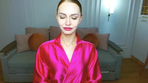 Snapshot of yourladysunshine chatting on February 14, 2:33 pm Ksyusha online show from February 14, 2:33 pm