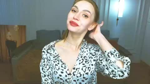 Snapshot of yourladysunshine chatting on February 18, 11:55 am Ksyusha online show from February 18, 11:55 am