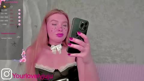 Julia 3 online show from November 1, 7:57 pm