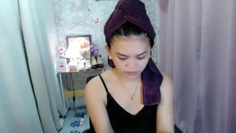 your lovely Dina online show from February 19, 2:33 am