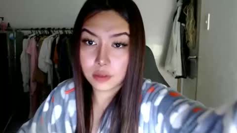 Snapshot of yourlovetifannyx chatting on February 25, 6:03 am tifanny online show from February 25, 6:03 am