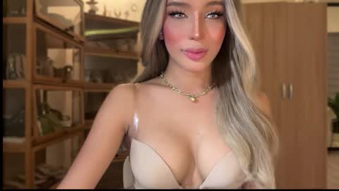 Pearl online show from October 2, 12:59 pm