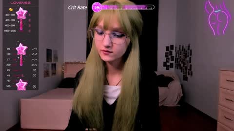 my name is Liana ntmu  online show from December 24, 8:16 pm