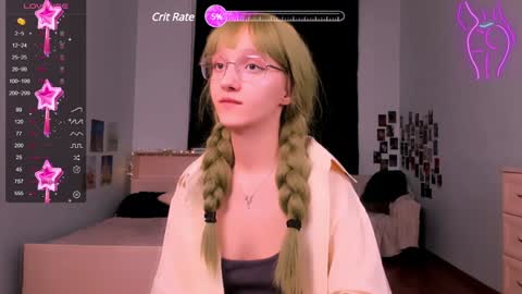 my name is Liana ntmu  online show from December 28, 10:55 pm