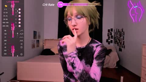 my name is Liana ntmu  online show from December 24, 11:22 pm