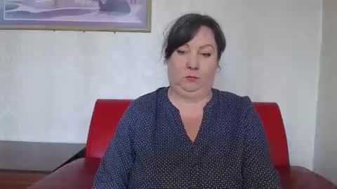 lANA online show from May 15, 10:01 am