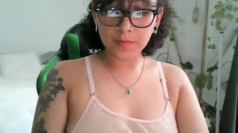 Serena online show from November 25, 8:18 pm